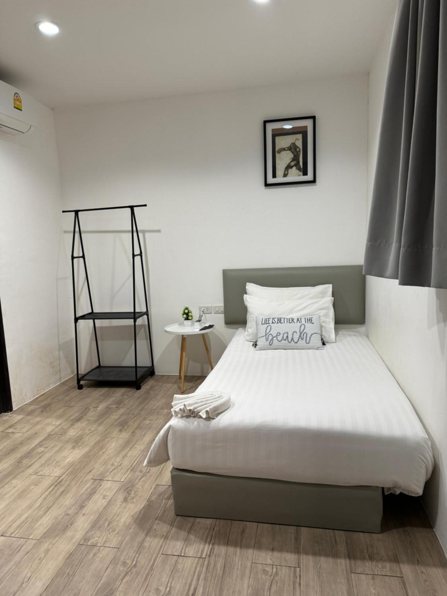 Phuket Muay Thai Hotel Rawai Beach Dış mekan fotoğraf